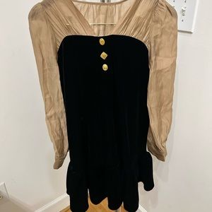 Beautiful velvet dress!